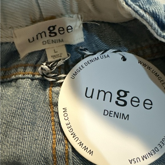 Umgee Light Blue Distressed Jean Shorts - Picture 4 of 6